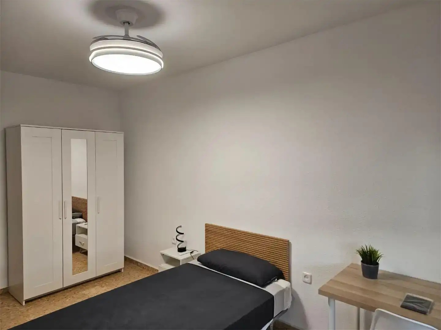 Bedroom of Flat for share in Gallur  with Storage room and Furnished