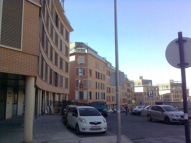 Local comercial en Alquiler en De Antonio Cañadas en Casco Histórico