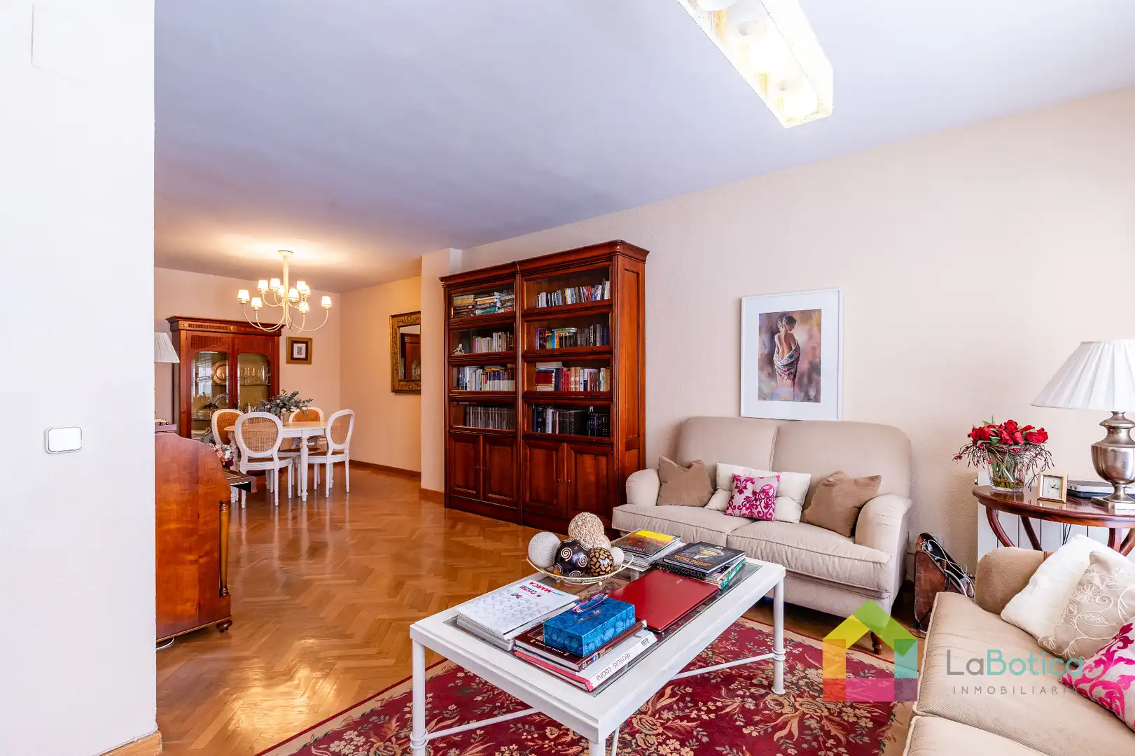 Living room of Flat for sale in Toledo  with Heating, Parquet flooring and Washing machine