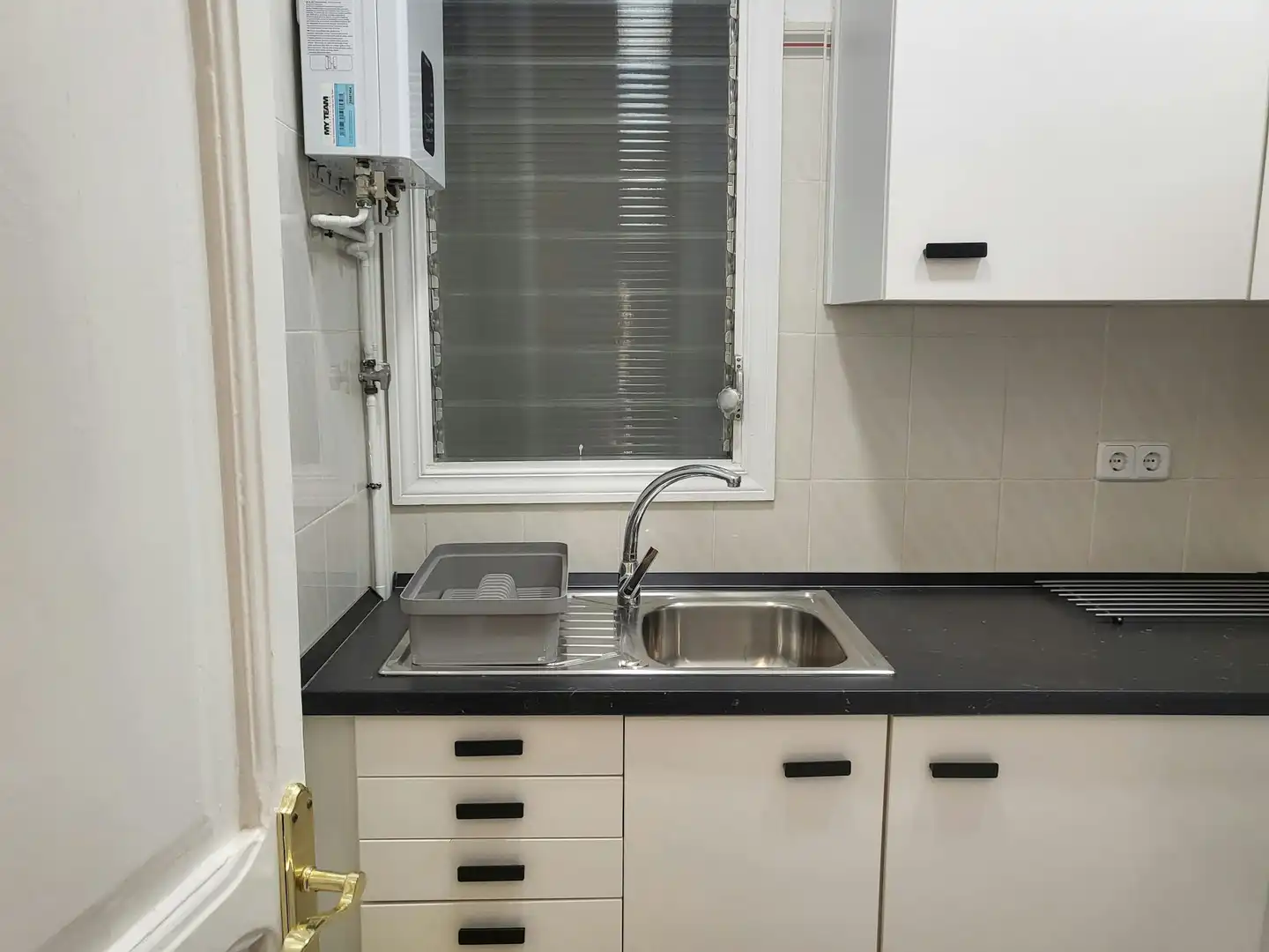 Küche von Wohnung zur untervermieten in Barcelona mit Heizung, Möbliert und Waschmaschine