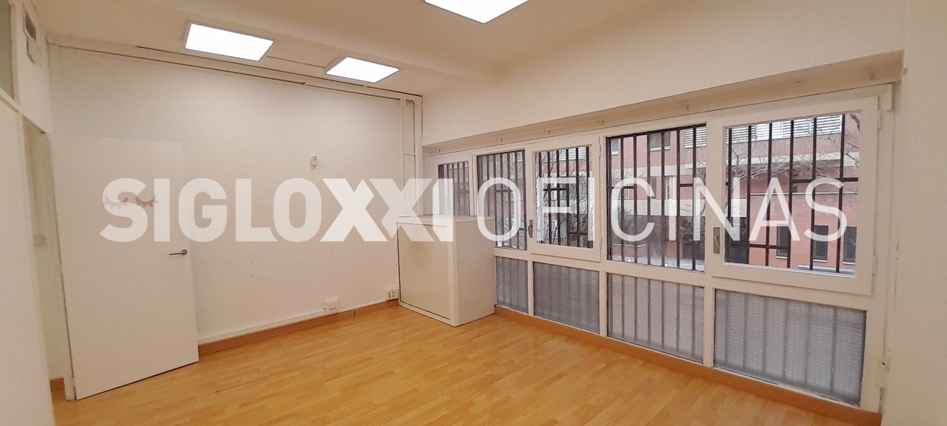 Office to rent in  Barcelona Capital  with Air Conditioner and Heating