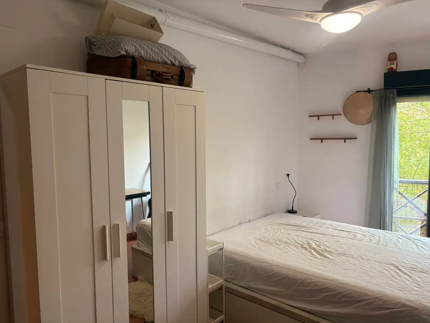Schlafzimmer von Wohnung zur Miete in Madrid mit Heizung und Balkon