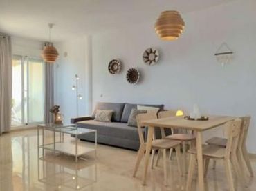 Flat with pool for sale in Avenida Carvajal