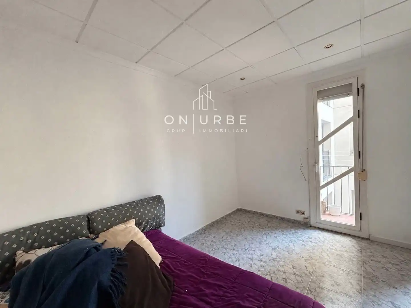 Habitación de Piso en venta en Barcelona con Aire acondicionado y Terraza