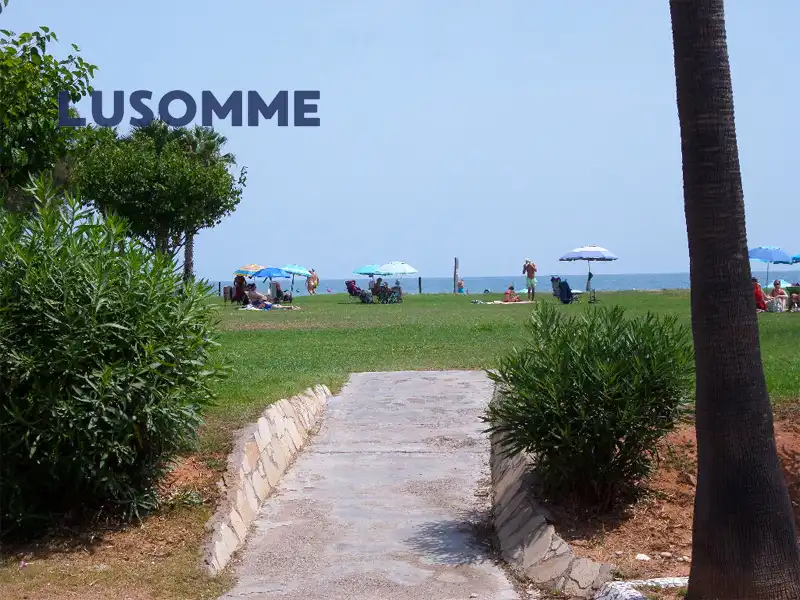 Maisonette zum Verkauf in Oropesa del Mar / Orpesa mit Klimaanlage, Terrasse und Abstellraum