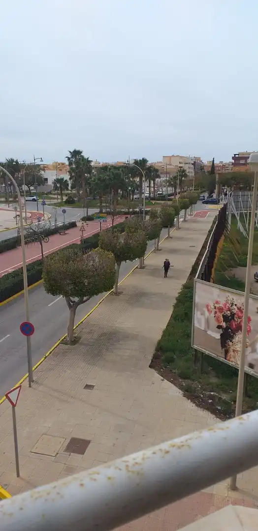Vista exterior de Pis en venda en El Ejido amb Aire condicionat i Terrassa