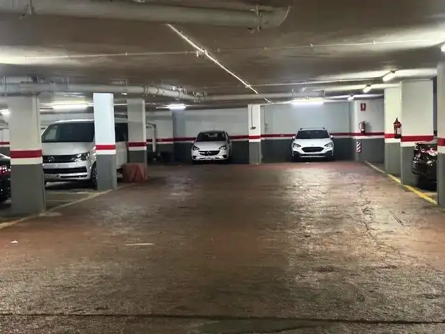 Individuel avec ascenseur à vendre à Carrer de Londres, imagen 2