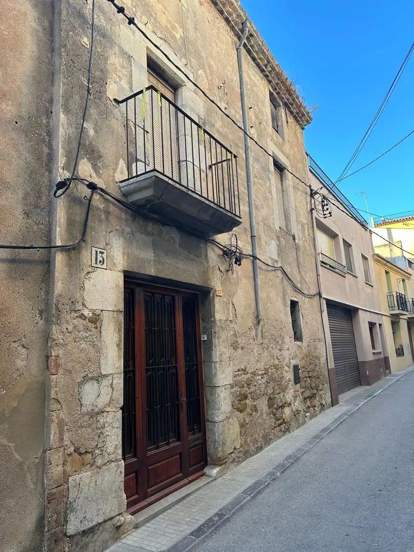 Landhaus zum Verkauf in Torroella de Montgrí