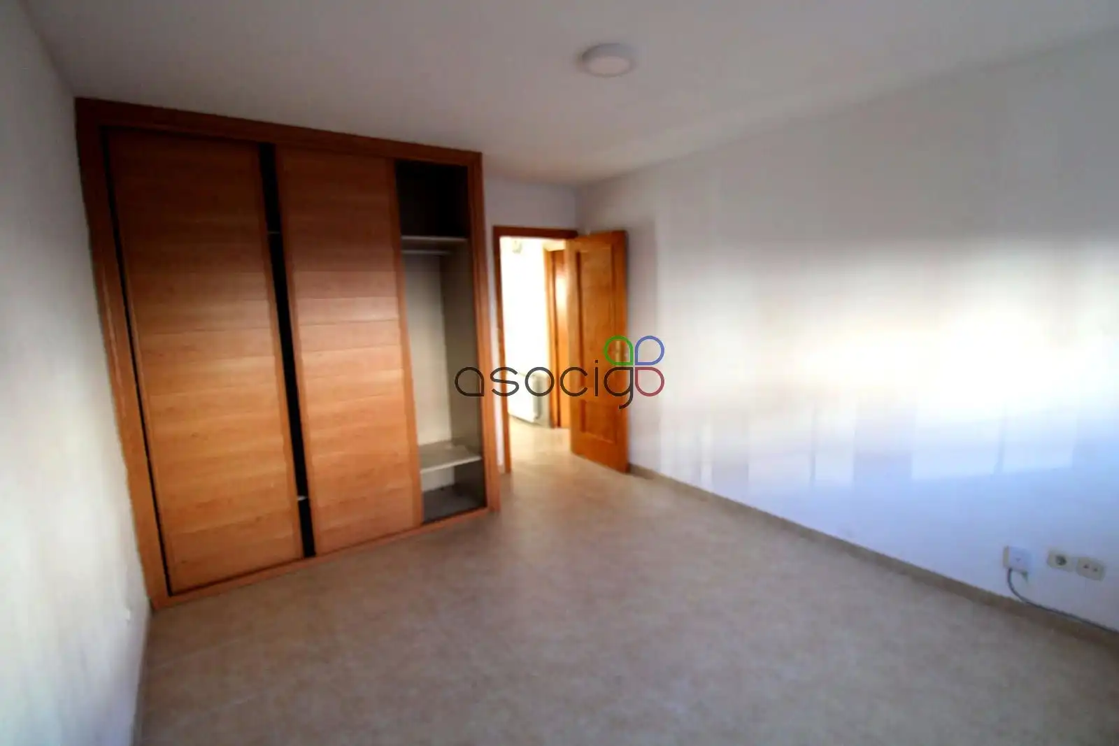 Habitación de Casa adosada en venta en Azuqueca de Henares con Calefacción