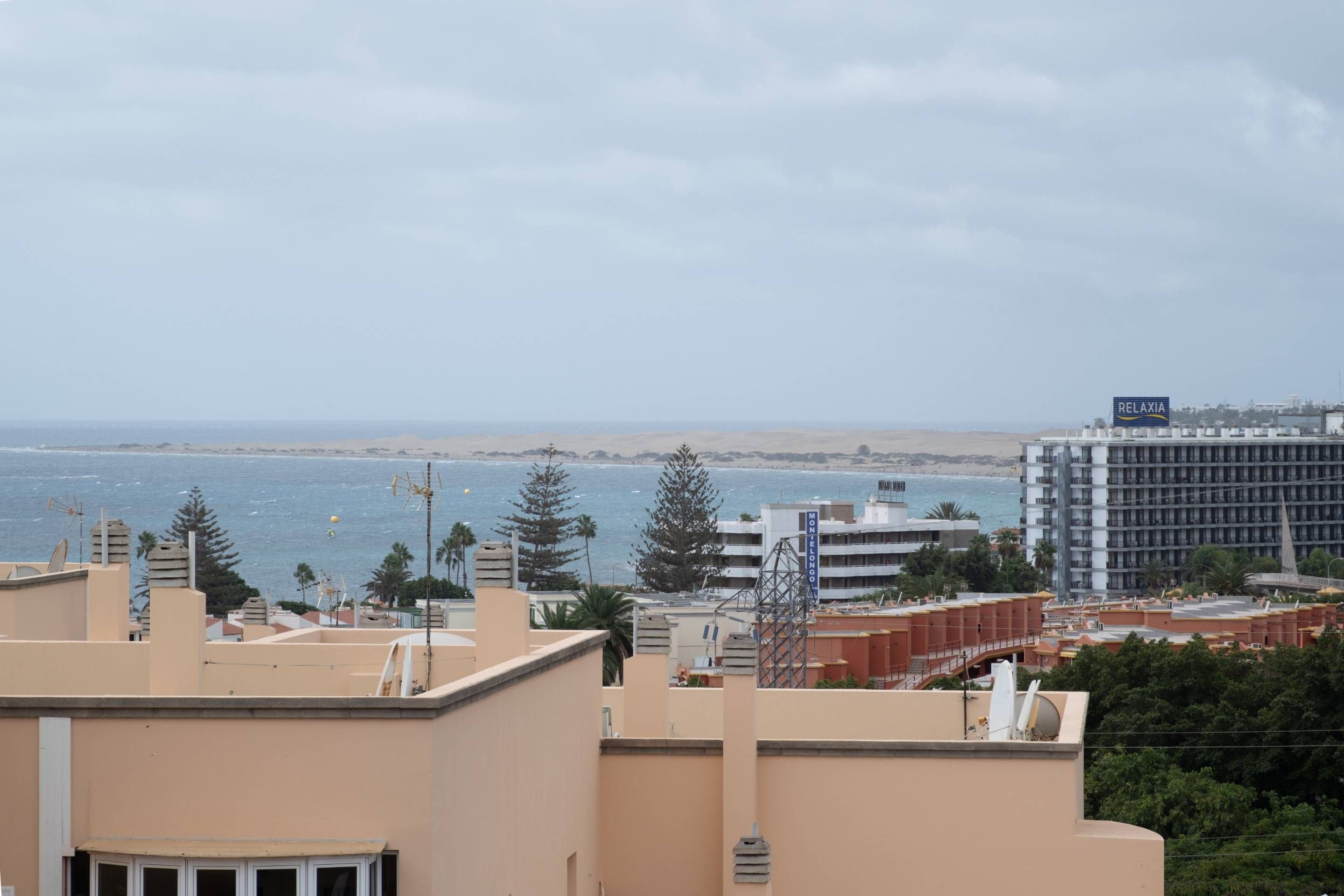 Vista exterior de Pis en venda en San Bartolomé de Tirajana amb Aire condicionat i Alarma
