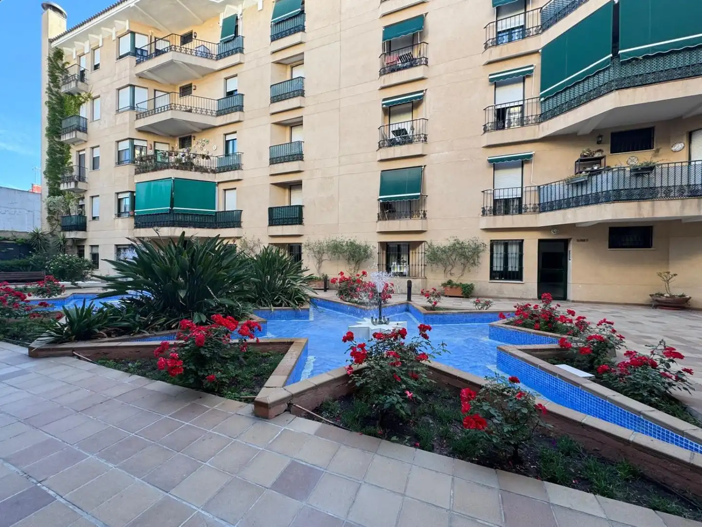 Piscina de Pis en venda en Jerez de la Frontera amb Aire condicionat, Terrassa i Balcó