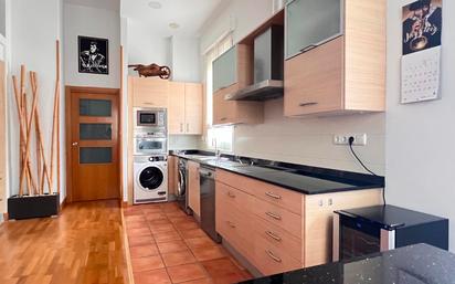 Kitchen of Flat for sale in Lasarte-Oria  with Air Conditioner and Heating