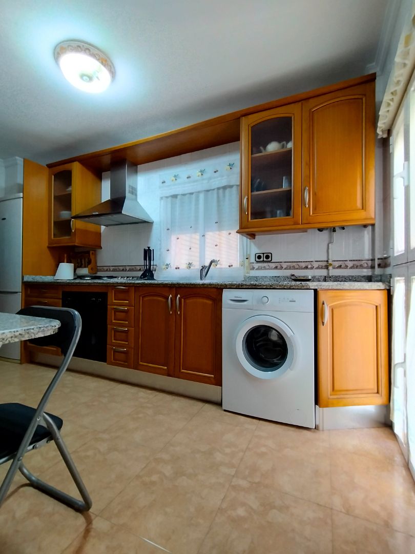 Cocina de Piso en venta en  Sevilla Capital con Aire acondicionado