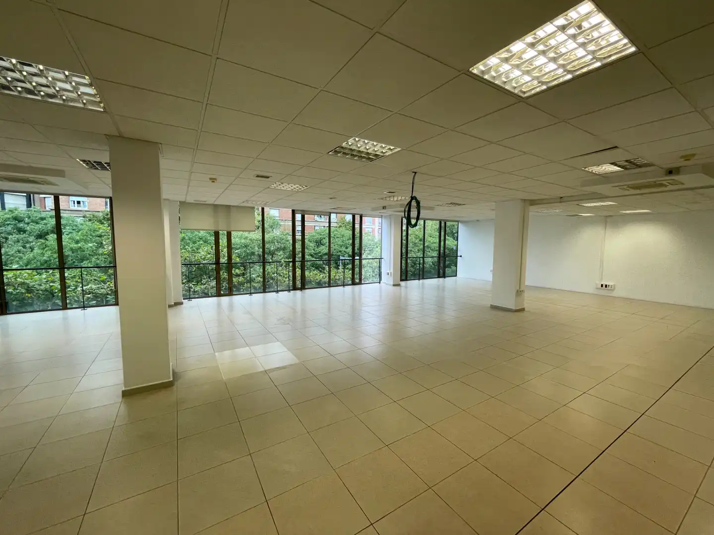 Office for rent in Barcelona  with Air Conditioner