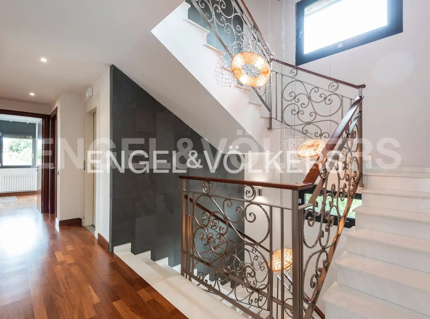 Houses for sale in Sant Cugat del Vallès  with Air Conditioner, Heating and Private garden
