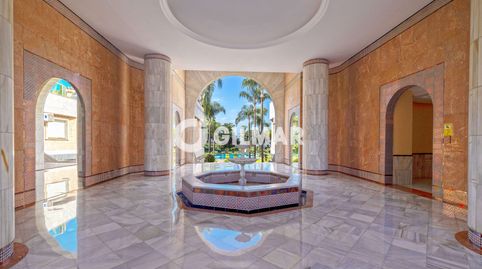 Foto 4 de Apartament en venda a Puerto Banús, Marbella