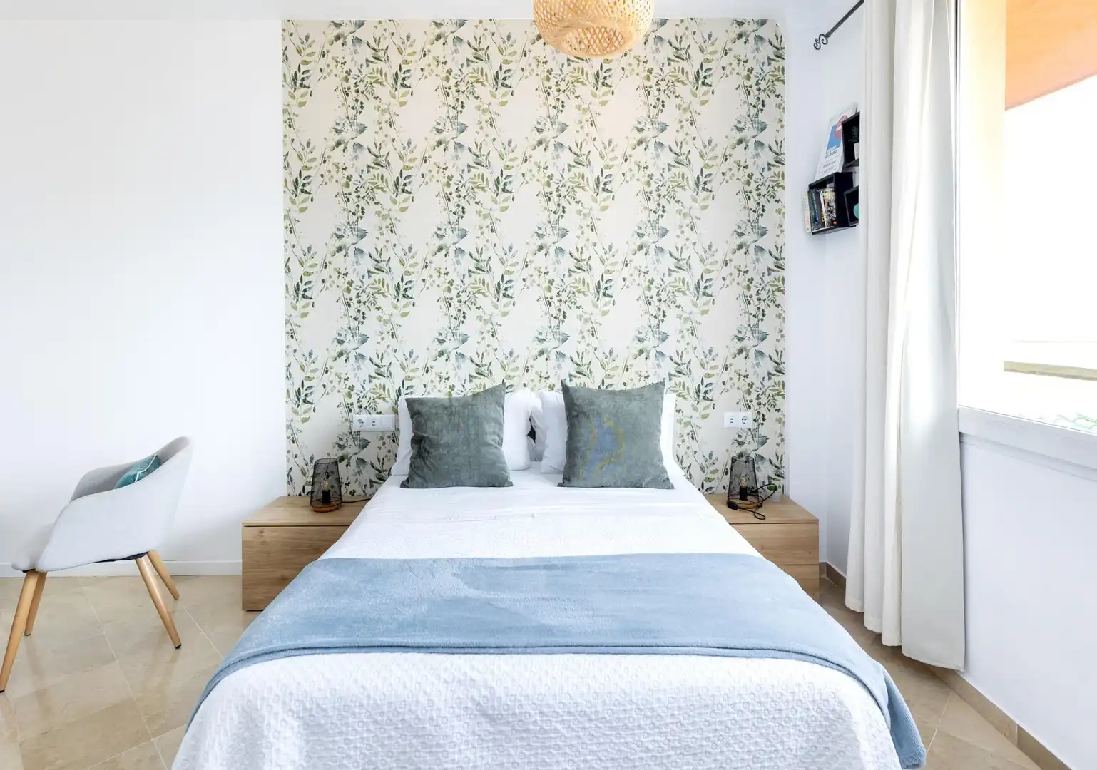 Schlafzimmer von Wohnung zum Verkauf in Granada mit Klimaanlage, Terrasse und Möbliert
