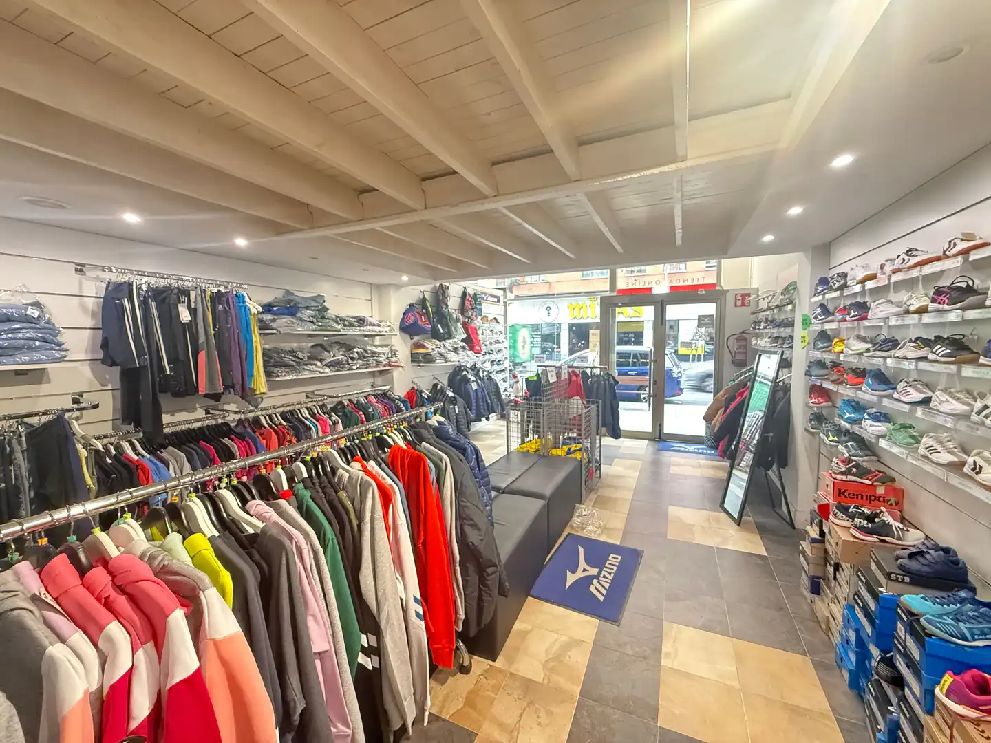 Business premises to rent in Avenida Pablo Iglesias, imagen 2