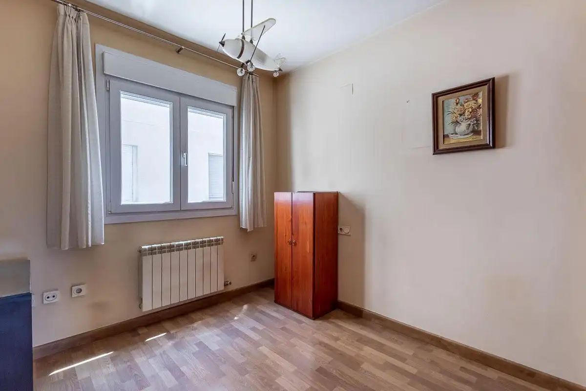 Schlafzimmer von Wohnung zur Miete in Granada mit Klimaanlage, Heizung und Privatgarten