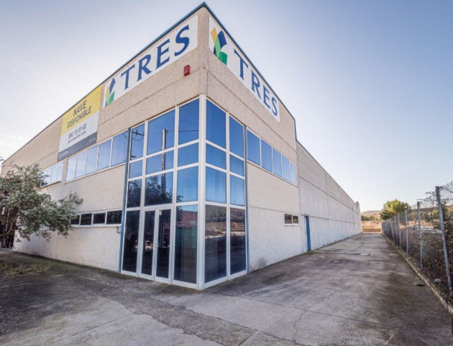 Exterior view of Industrial buildings for sale in Arrúbal