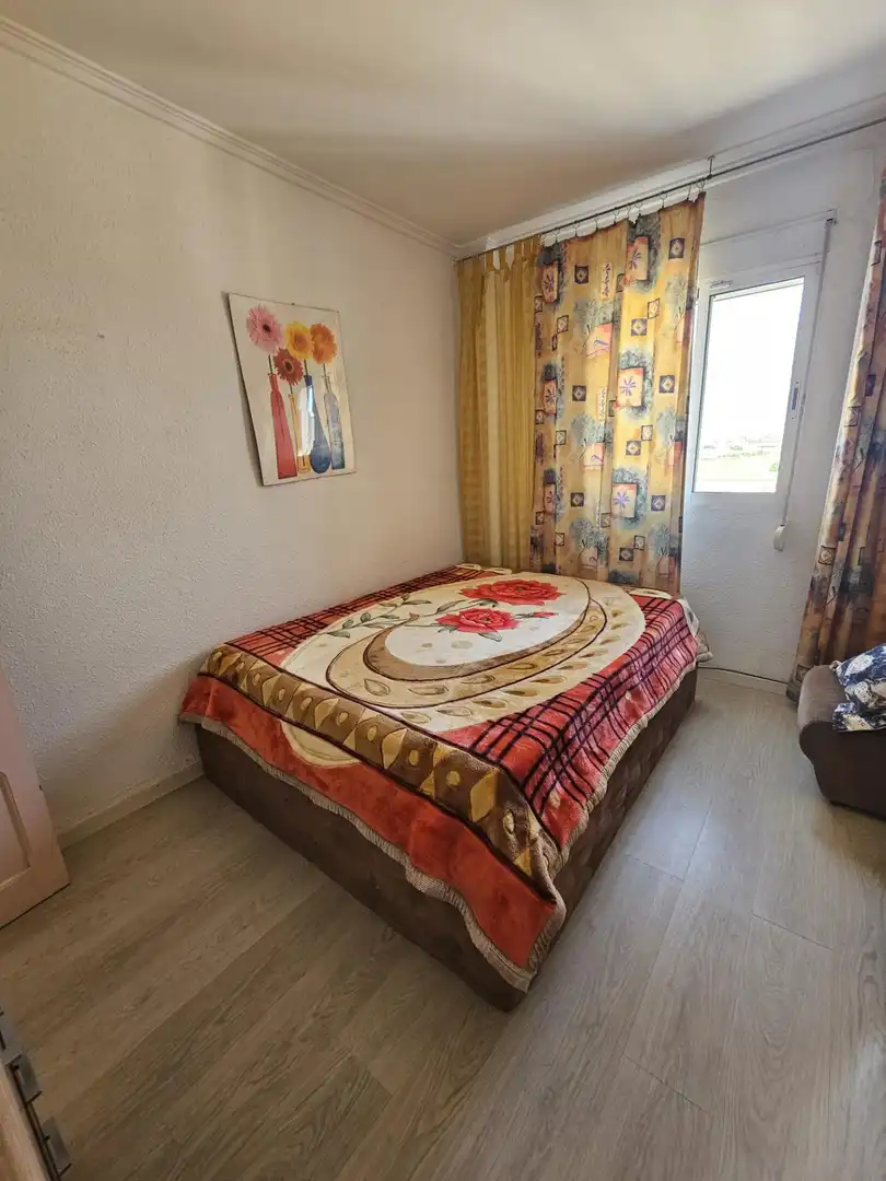 Habitación de Piso en venta en Valencia con Aire acondicionado y Amueblado