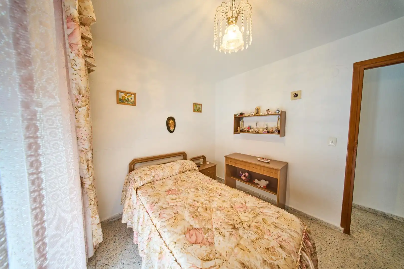 Dormitori de Casa o xalet en venda en Moclín