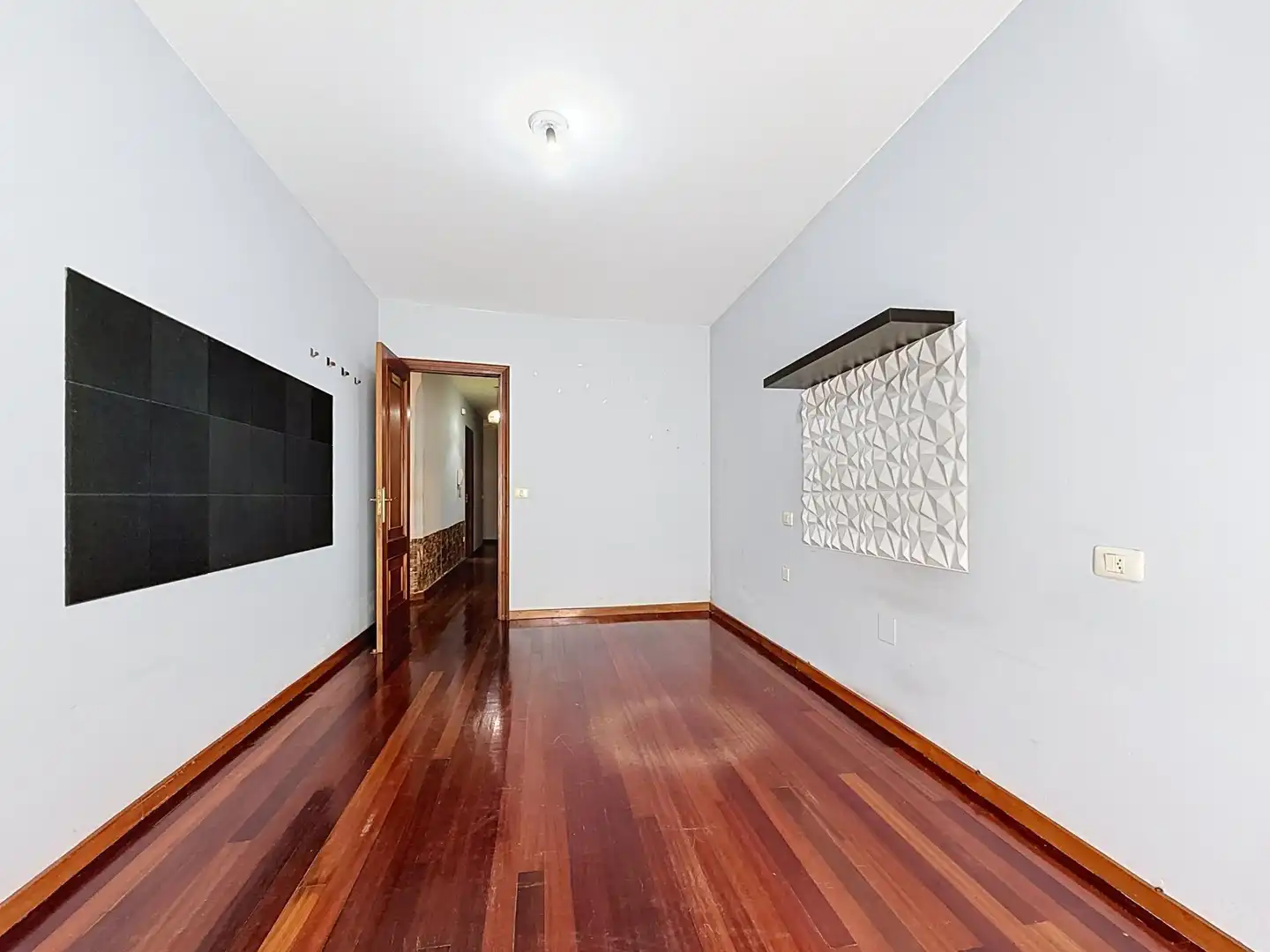 Piso en venta en Boiro con Calefacción y Trastero