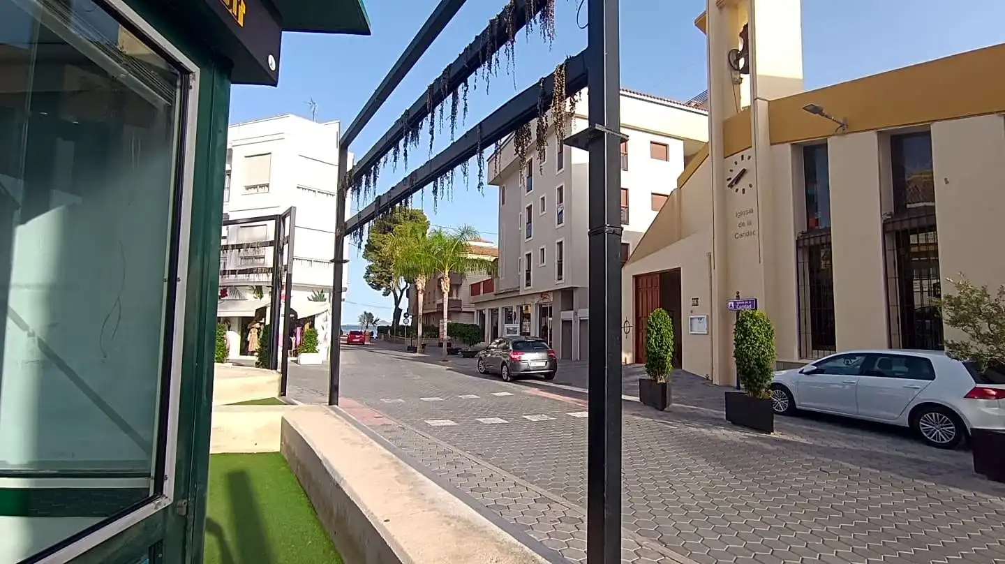 Vista exterior de Local en venda en Los Alcázares