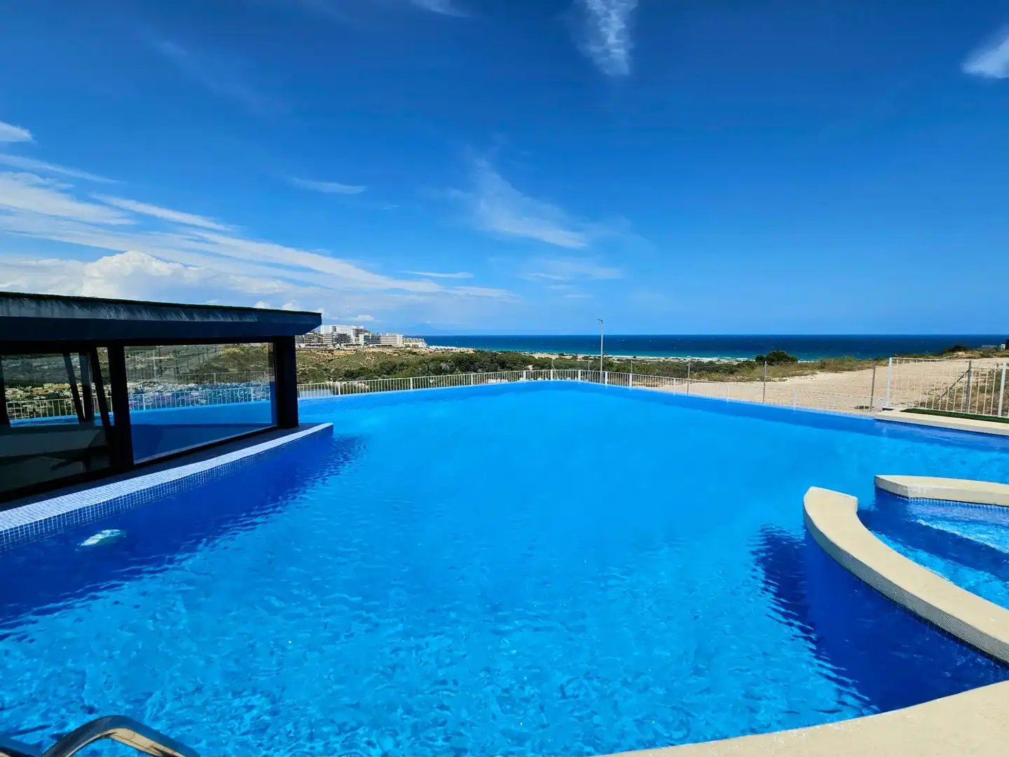 Piscina de Apartament en venda en Santa Pola