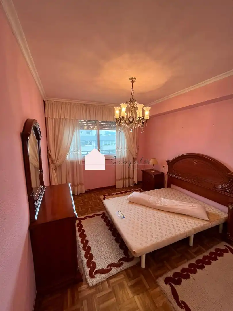 Habitación de Piso en venta en Vigo  con Trastero