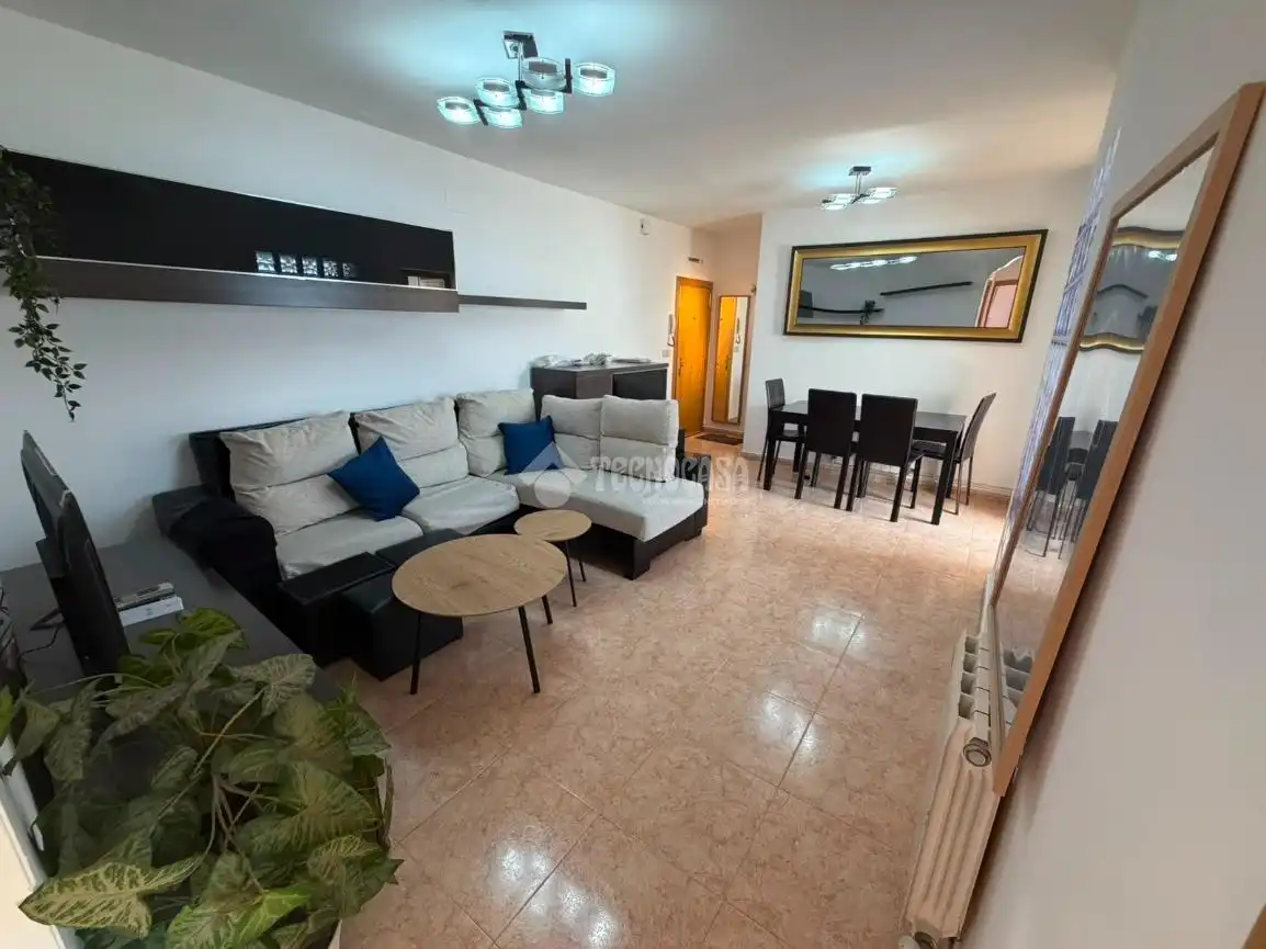 Living room of Flat for rent in Getafe  with Air Conditioner and Heating