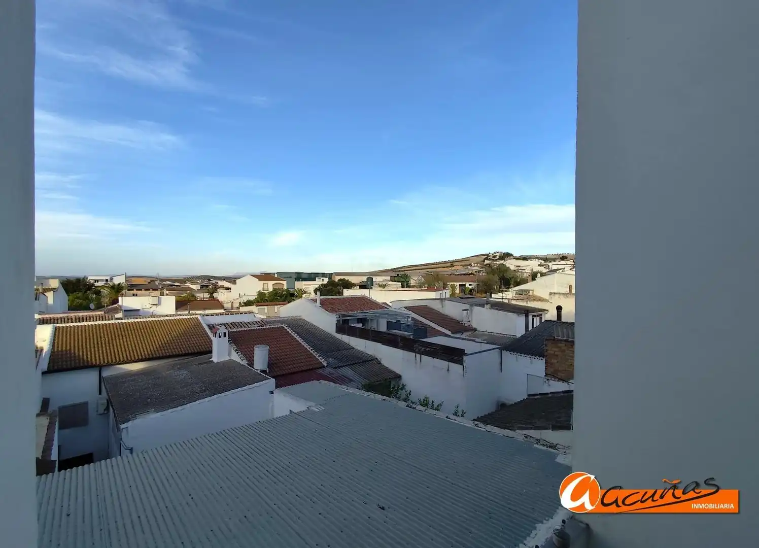 Vista exterior de Pis de lloguer en Alameda amb Terrassa i Moblat