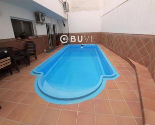 Piscina de Casa o xalet en venda en Cazorla amb Aire condicionat, Terrassa i Piscina