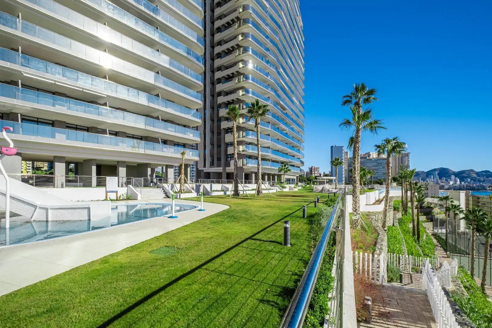 Apartamento de alquiler en Avenida REPUBLICA ARGENTINA, 17, Playa Poniente