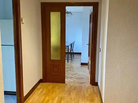 Piso con ascensor en alquiler en Juan Esplandiú 4, imagen 2