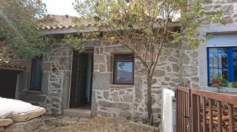 Foto 3 de Casa adosada en venta en Calle Real, 35, Navarredonda de Gredos, Ávila