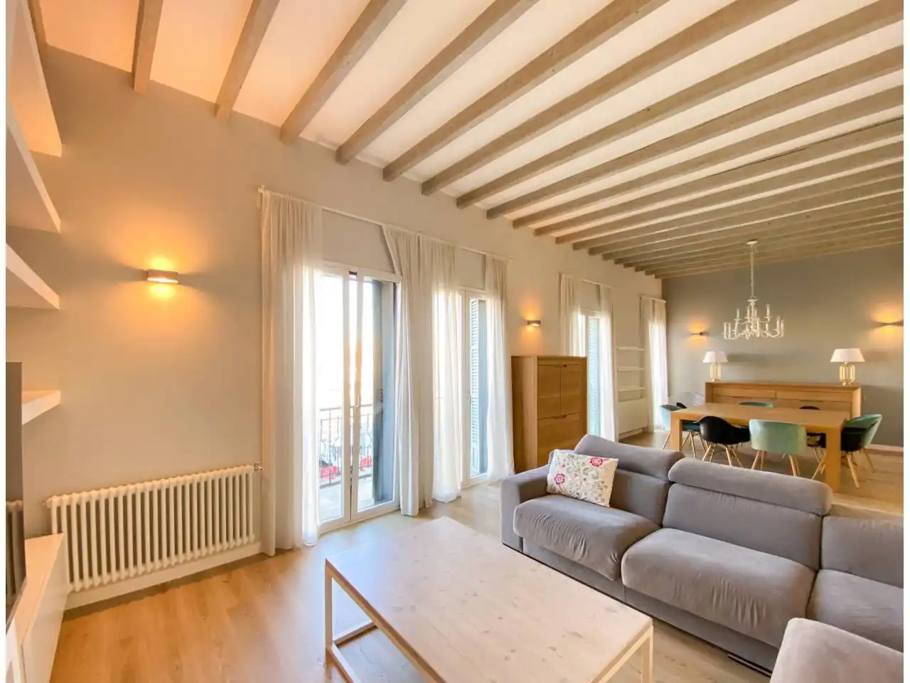 Sala de estar de Piso de alquiler en  Palma de Mallorca con Aire acondicionado, Calefacción y Parquet