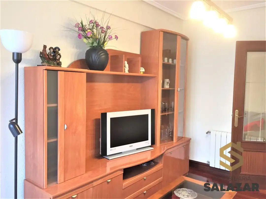 Sala de estar de Piso de alquiler en Bilbao  con Calefacción