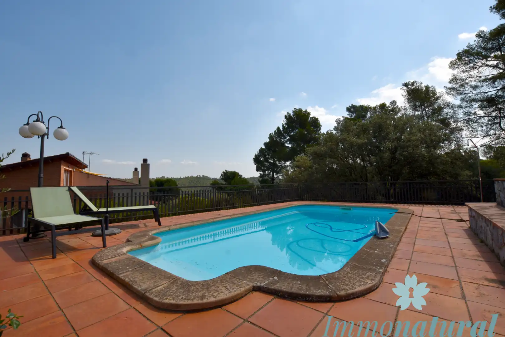Piscina de Casa o chalet en venta en Torrelles de Llobregat con Aire acondicionado, Calefacción y Jardín privado