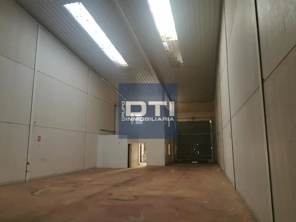 Industrial buildings for sale in Burguillos