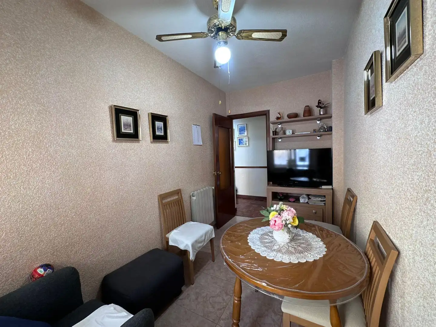 Comedor de Piso en venta en Madrid con Calefacción, Parquet y Terraza