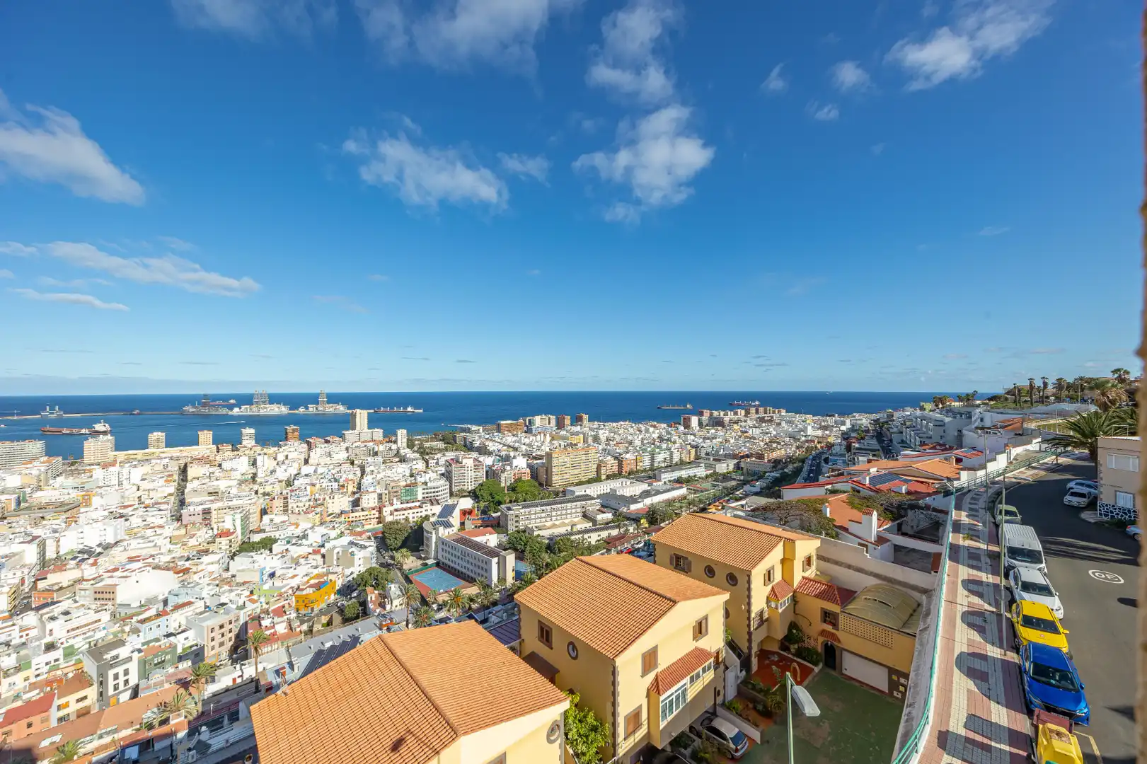 Vista exterior de Pis en venda en Las Palmas de Gran Canaria amb Traster, Moblat i Forn