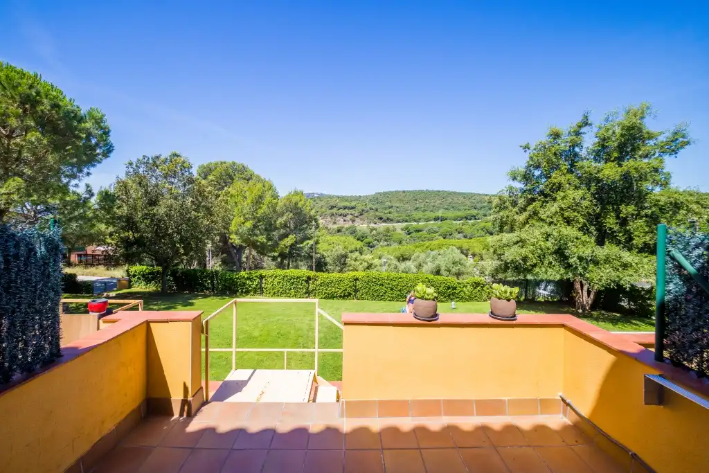 Maison mitoyenne avec piscine à vendre à Carrer Llorer 205, imagen 2