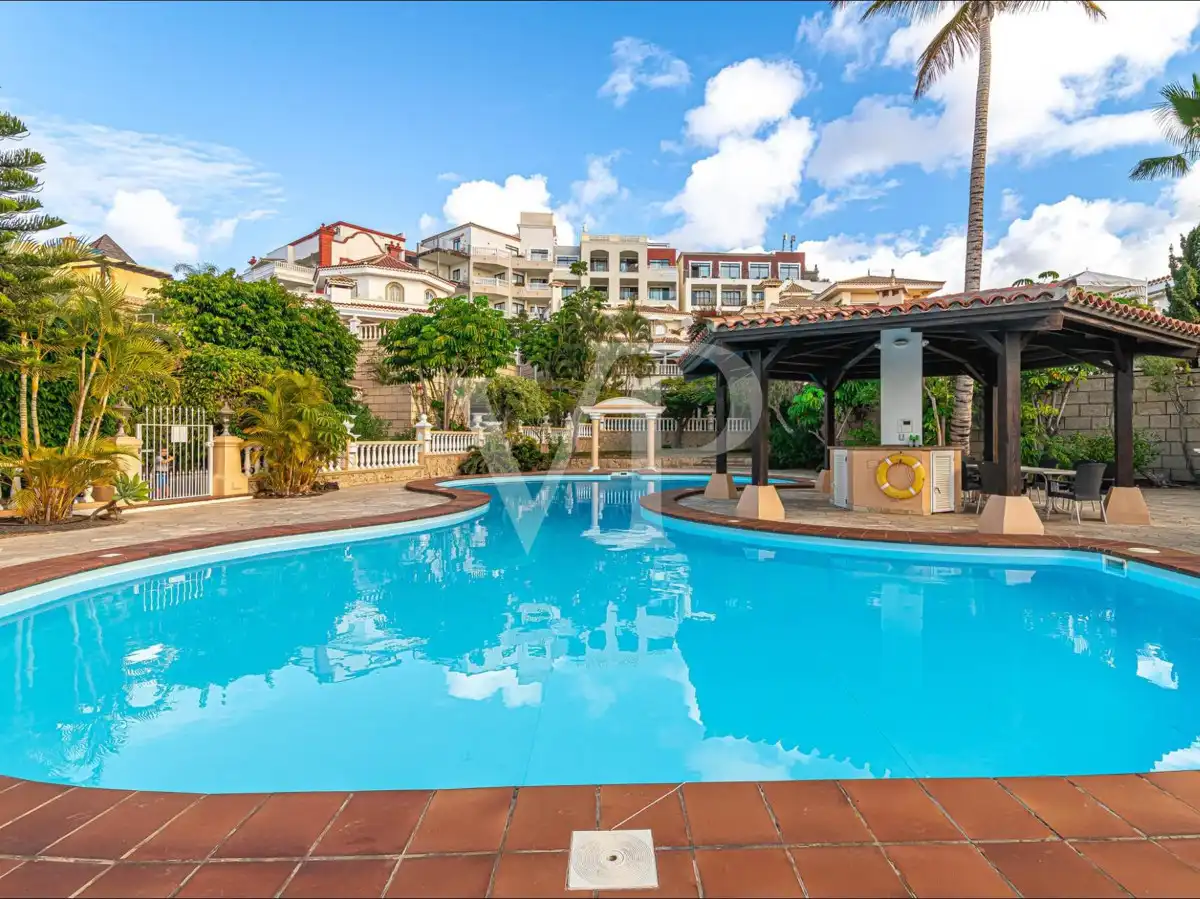 Houses for sale in Playa del Duque