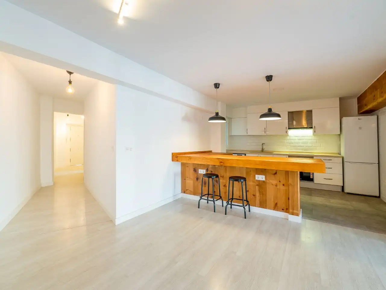 Kitchen of Flat for sale in Poblats Marítims