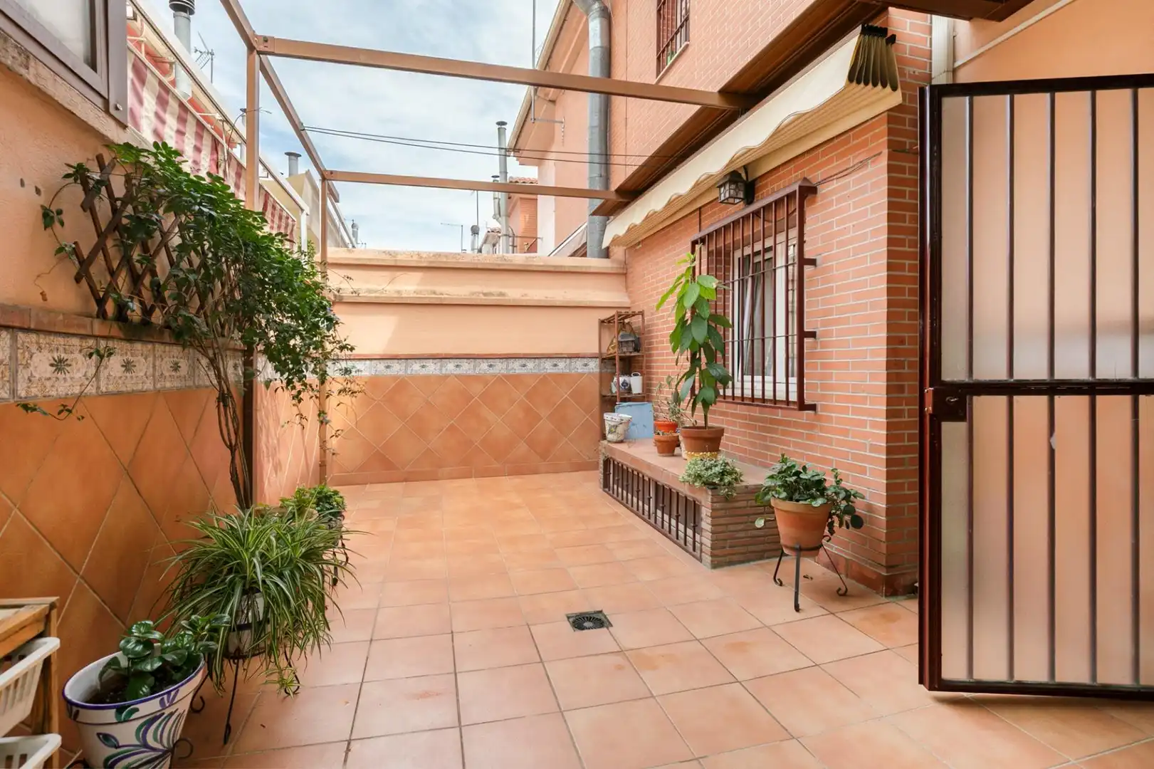 Terraza de Casa adosada en venta en Granada con Aire acondicionado, Calefacción y Terraza