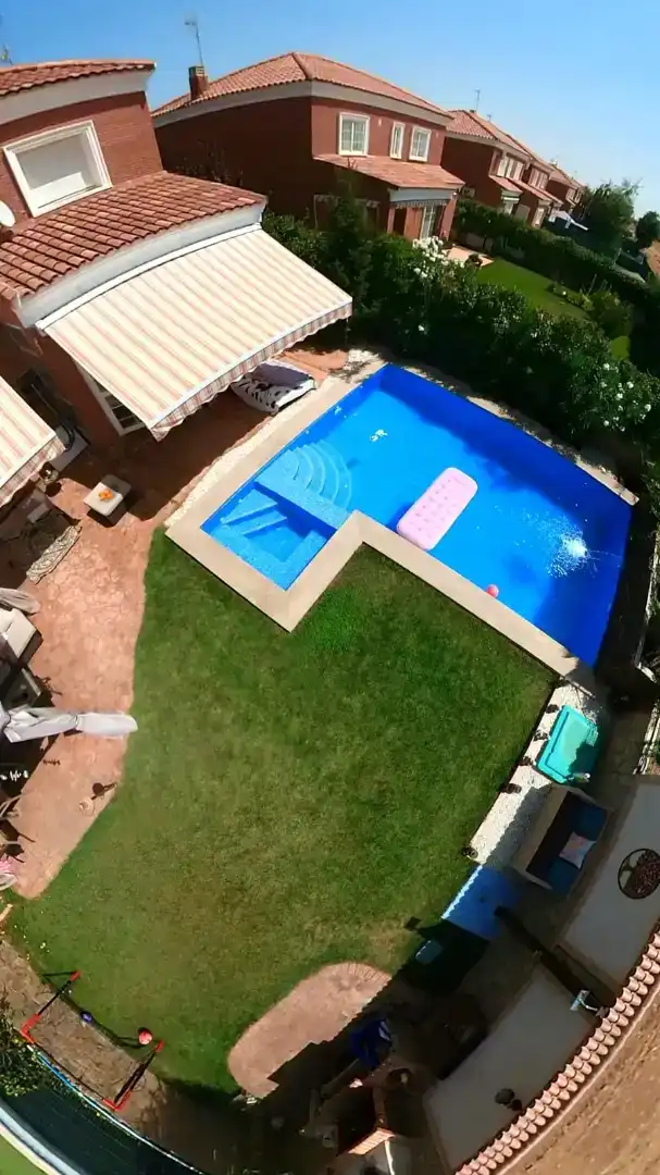 Piscina de Casa o chalet en venta en Barcience con Aire acondicionado, Jardín privado y Parquet