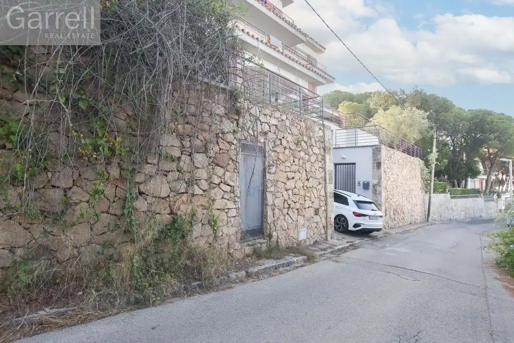 Chalet con piscina en venta en Carrer Garbí, imagen 5