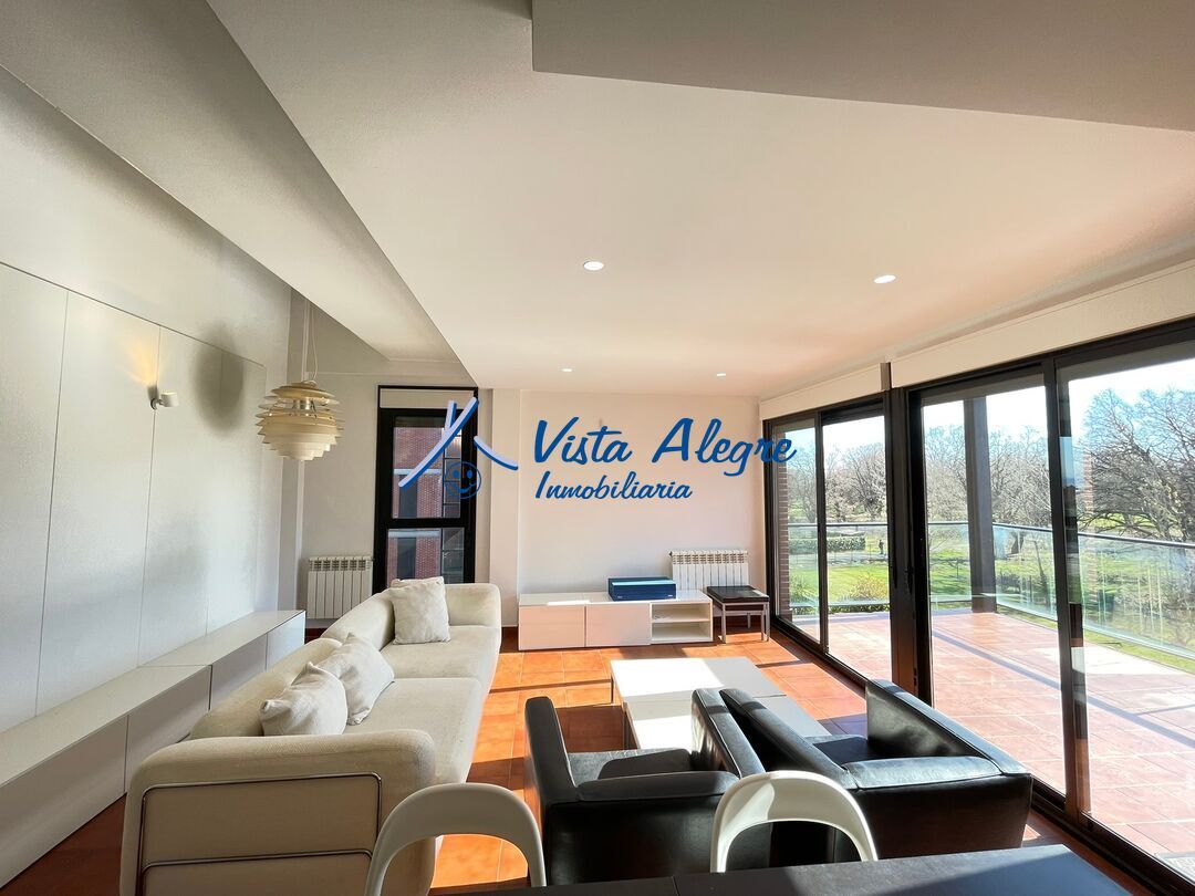 Sala de estar de Dúplex en venta en Cirueña con Calefacción, Jardín privado y Terraza