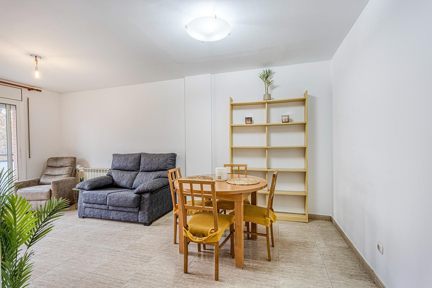 Sala d'estar de Pis en venda en Vilanova del Camí amb Calefacció i Balcó